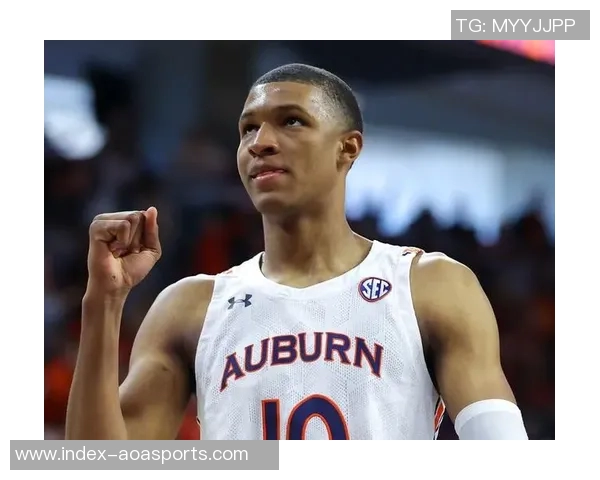 小贾巴里谈今夏训练重点与本场比赛失误控制表现