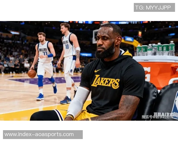 詹姆斯分享休赛期调理身体的经历准备迎接新赛季的挑战与考验