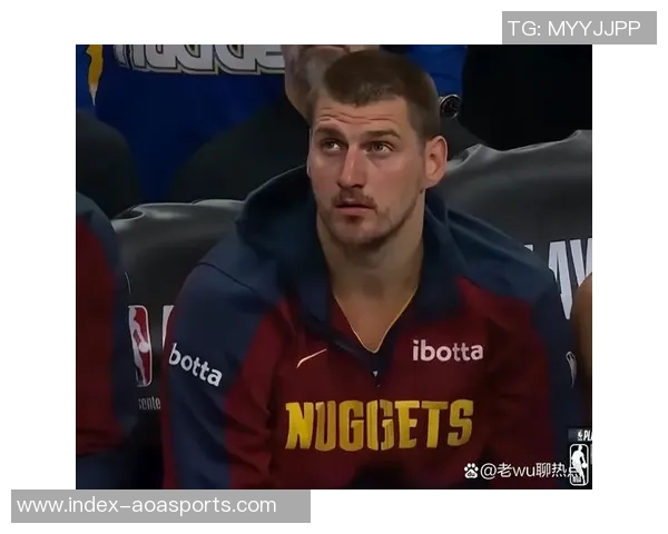 约基奇半场状态火热5投4中轻松斩获14分5篮板2助攻