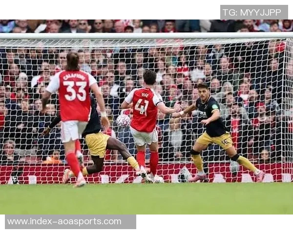 兰帕德盛赞赖斯实力出众当之无愧锁定枪手首发位置 兰帕德盛赞赖斯实力出众当之无愧锁定枪手首发位置