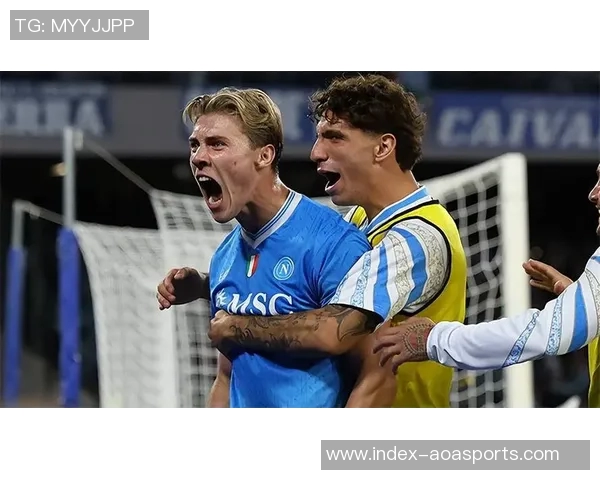 意媒称霍伊伦受球迷喜爱孔蒂激励方式令其倍感振奋