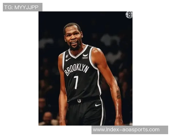 杜兰特生涯最低球权使用率场均出手仅168次引发关注