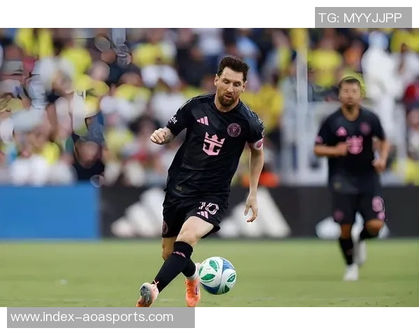 38岁梅西三场比赛斩获五球五助攻荣膺美职联十月最佳球员称号