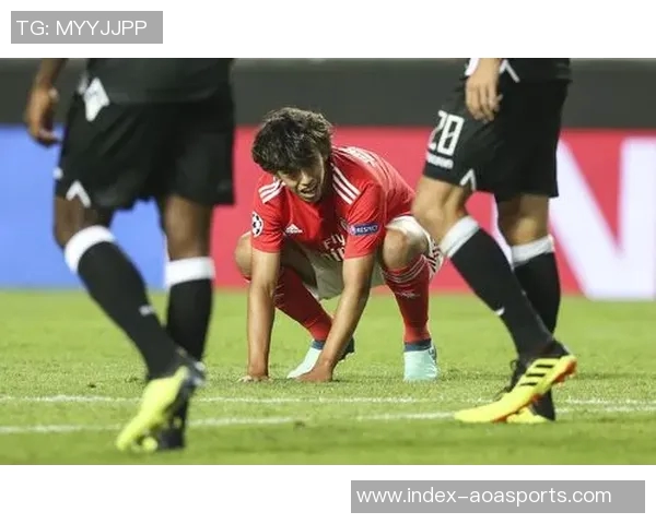 菲利克斯惊艳倒钩破门助力球队大胜4-0展现强大实力