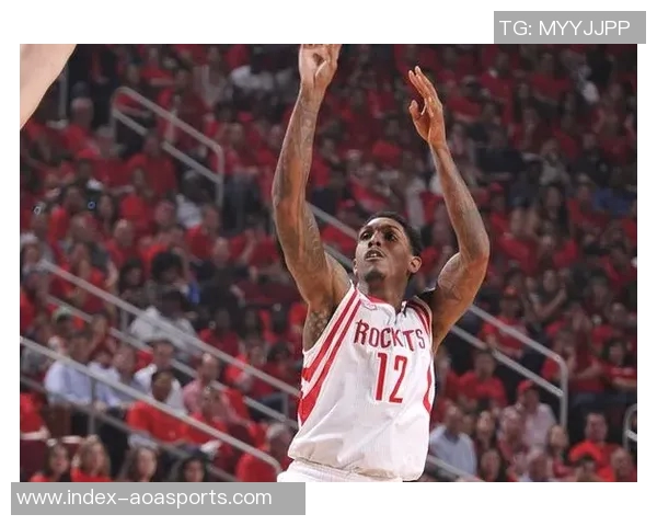 埃贝尔赞迪亚斯攻防兼备的出色表现展现了积极防守的精神 埃贝尔赞迪亚斯攻防兼备的出色表现展现了积极防守的精神