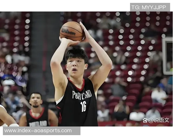 杨瀚森赛季表现波动明显连续三场未上场引发关注与讨论 杨瀚森赛季表现波动明显连续三场未上场引发关注与讨论