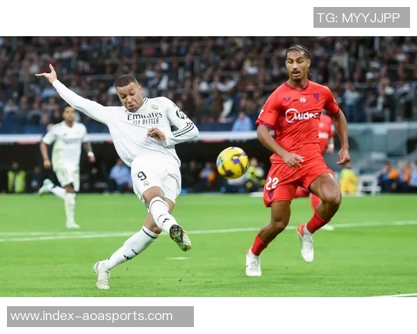 姆巴佩对阵巴萨表现惊艳生涯9场比赛已攻入12球