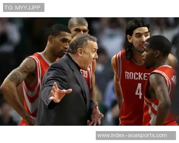 阿德尔曼批评C约翰逊放弃投篮以迎合球队风格的做法