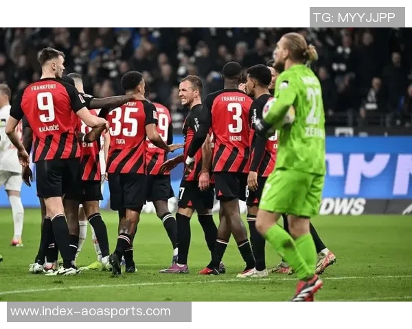 天空消息伯恩利盯上西汉姆中场普劳斯作为库伦替代人选